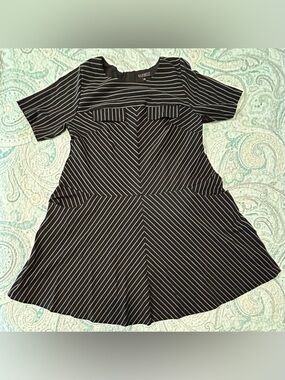 Eloquii Women's Size 20 Drop-Waist Dress Black With White Pinstripes